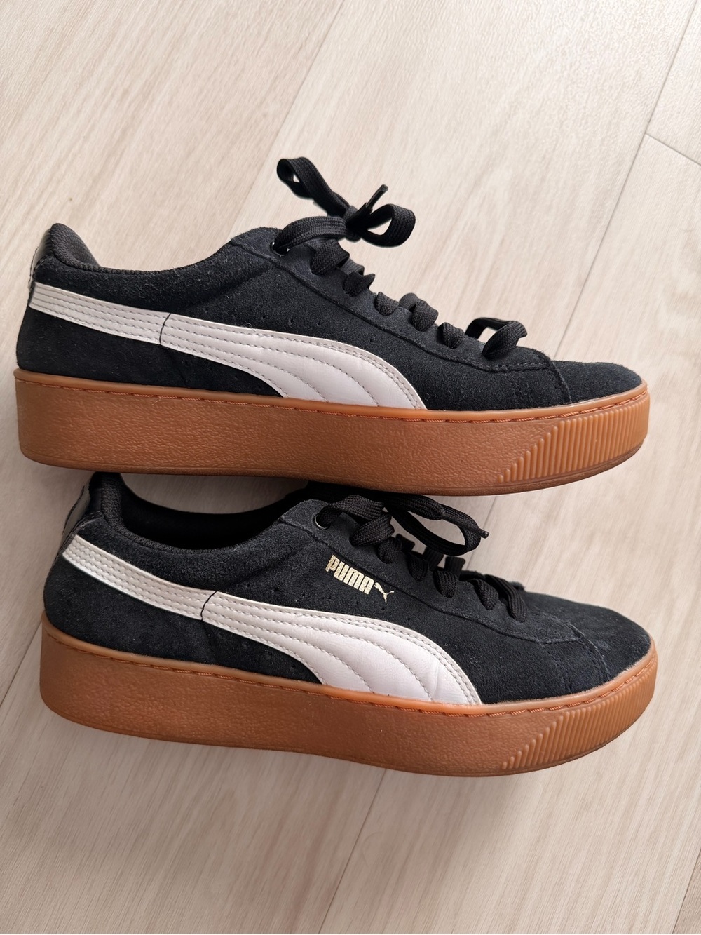 Puma Black Suede Sneakers with White Formstripe and Gum Platform - Picture 5 of 6